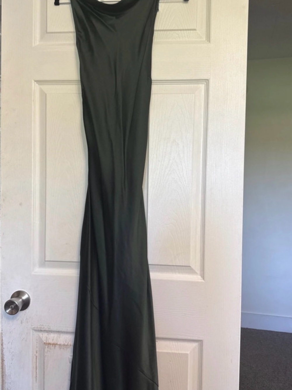 Quince 100% Silk Sleeveless Dark Green Cross-Back Midi Dress - Picture 3 of 4